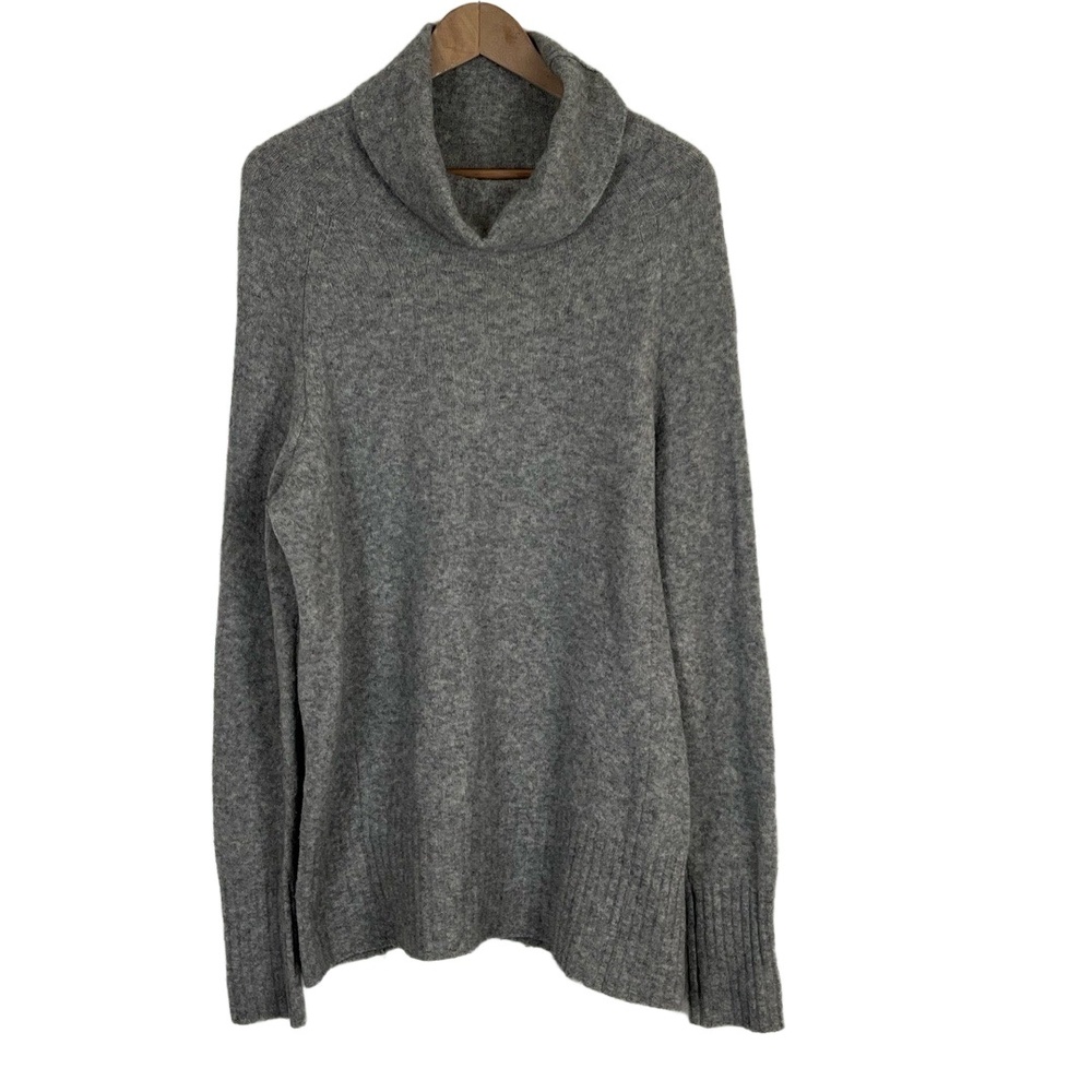 Aritzia Community Sweater Medium Gray Cowl‎ Tunic Long Line Cozy Warm Wool Yak